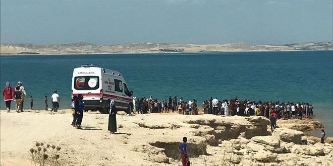 Vatandaşların göletten çıkarttığı 2 gençten acı haber