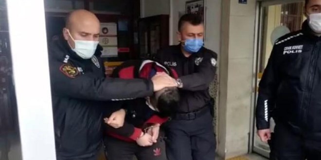 Polislere mukavemet gösteren 3 zanlıdan 1'i tutuklandı