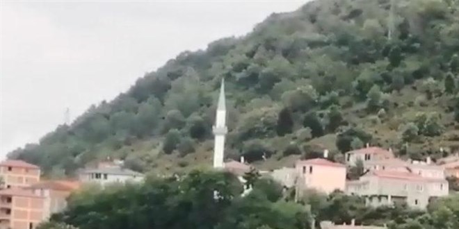 Cami hoparlörlerinden halka uyarı: Uzak durun