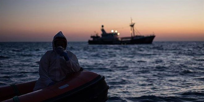 Gmenleri tayan bot alabora oldu: 57 kii hayatn kaybetti