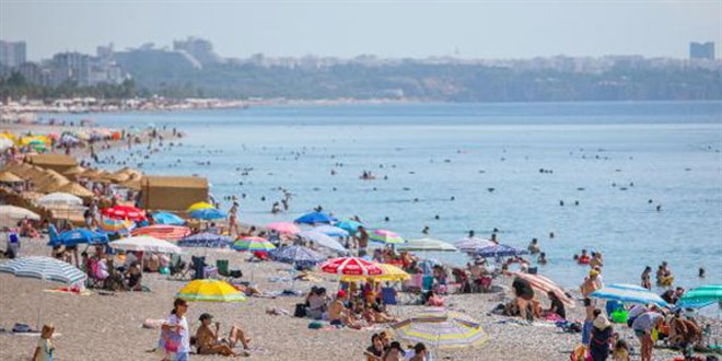 Antalya'ya gelen turist says 3 milyonu geti