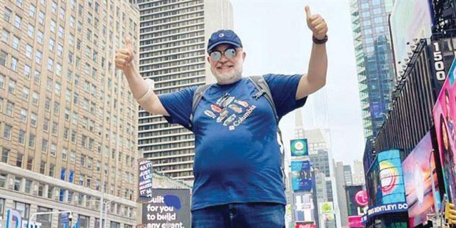 Türk hekim gitti, gördü! New York iki dozla başardı