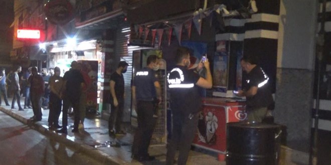 İzmir'de moto kuryelerin kavgası kanlı bitti: 1 ölü
