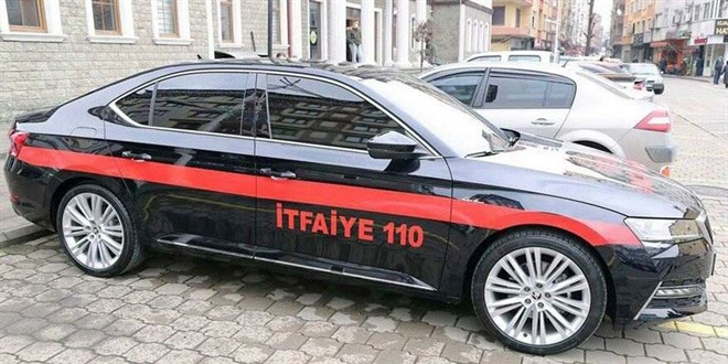 İki belediye daha 'itfaiye öncü aracı' diye aldı, 'makam aracı' yaptı