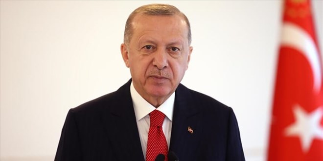 Erdo�an'dan �ehit askerlerin ailelerine ba�sa�l��� mesaj�