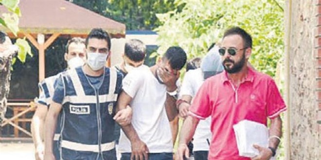 Hırsızlık yaptı, gazı açıp kaçtı