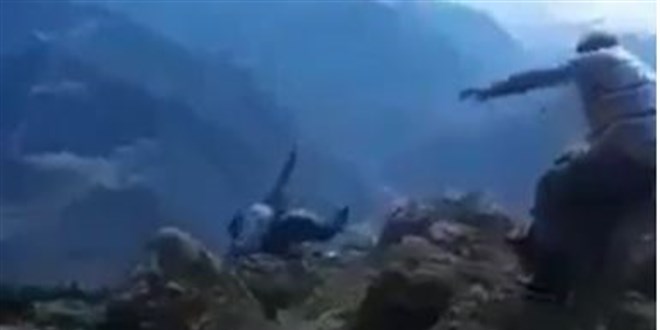 Kadın uçurumdan düşerek hayatını kaybetti, damadı o anları kameraya kaydetti