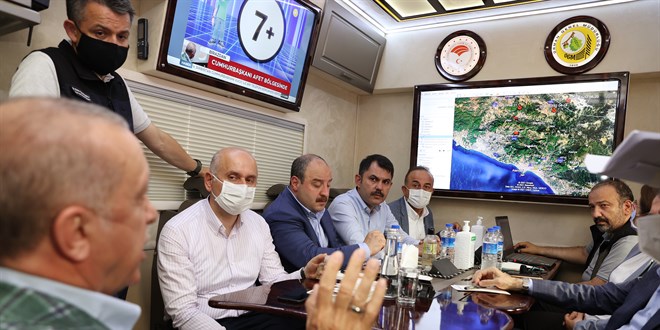 Erdoğan, orman yangınlarına ilişkin brifing aldı