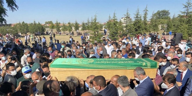 Konya'da katledilen 7 kişi son yolculuğuna uğurlandı