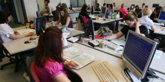 Memur, memur emeklisi ve kamu işçisinin gözü sözleşmelerde