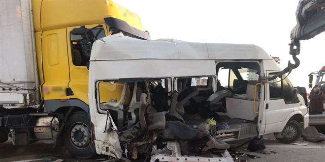Gaziantep'teki trafik kazasında ölü sayısı 4'e yükseldi