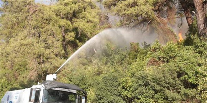 Antalya ve Mula'daki yangnlarn sndrlmesi iin 112 TOMA grev yapyor