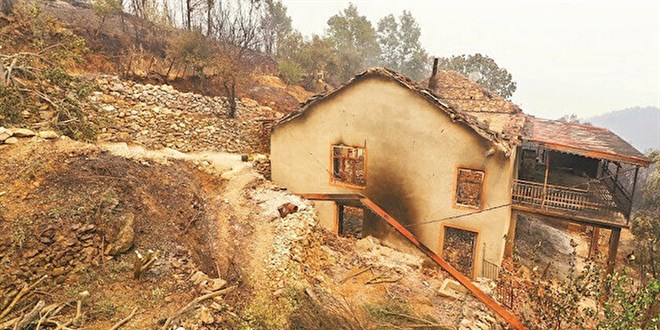 Alevler tarihi de yaktı
