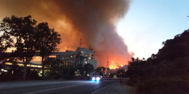Alevler, Kemerköy Termik Santrale sıçradı