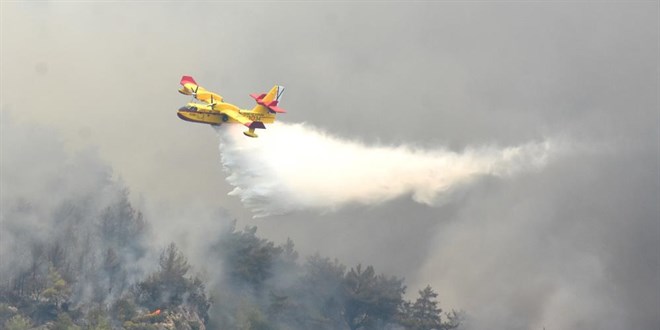 spanyol pilotlar, Kyceiz'de yangnlara mdahale ediyor