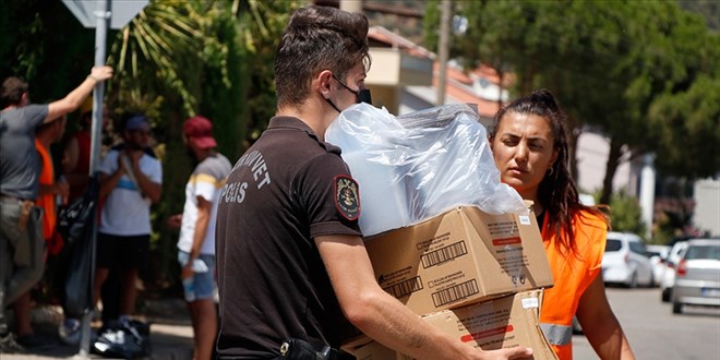 Türkiye, yaraların sarılması için tek yürek oldu