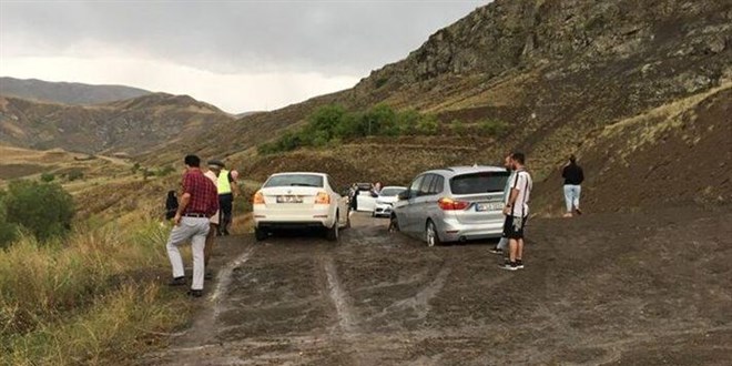Erzurum-Bayburt kara yolu ulaşıma açıldı