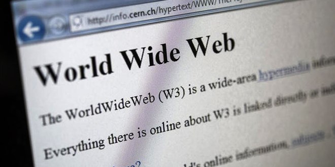 İlk web sitesi 30 yaşına girdi