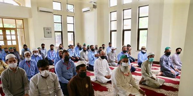 Pakistan'da camilerde Trkiye iin dua edildi