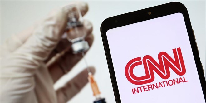 CNN, iş yerine aşısız gelen 3 çalışanın işine son verdi