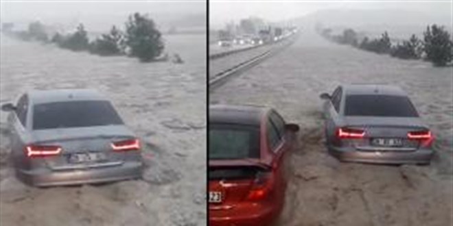 Ankara-Eskişehir yolunda ulaşıma sel engeli