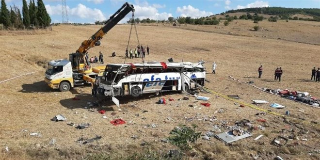 Otobüs kazasında ölen şoför, arkadaşının yerine direksiyona geçmiş