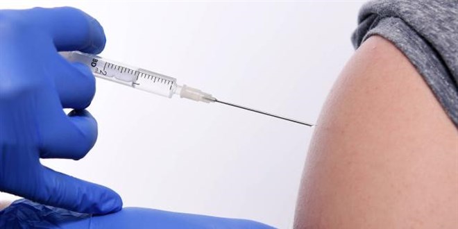 Aşı olmayan öğretmenlerden 'gerekçe' istendi
