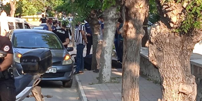 Karısı, kayınvalidesi ve kayınpederini öldüren polis, intihar etti