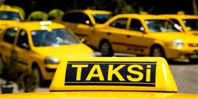 1 km'lik yol iin 200 TL isteyen taksicinin belgesi iptal edildi