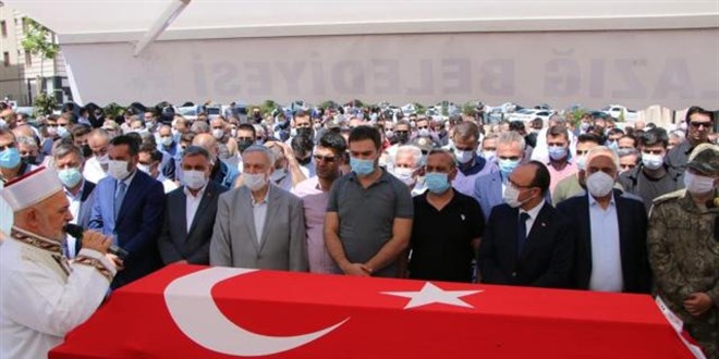 Uçak kazasında hayatını kaybedenler son yolculuklarına uğurlandı