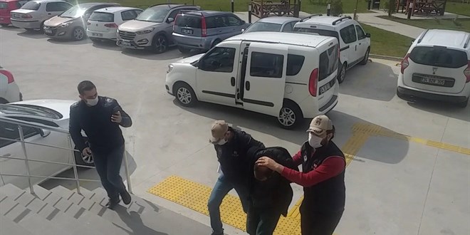 Atatürk büstüne saldıran şüphelinin 29 yıla kadar hapsi istendi