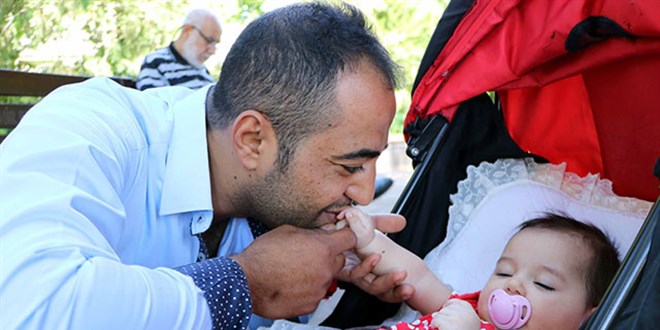 İki kalbi olduğu için 9 yıl baba olamadı