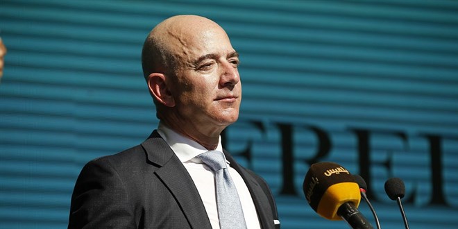 Jeff Bezos'un şirketi Blue Origin, NASA'yı dava ediyor