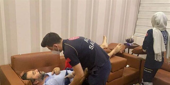 Yorumcu Emre Bol, canlı yayında kalp krizi geçirdi!