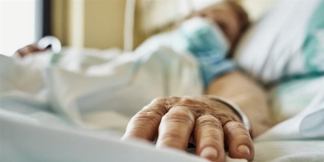 Vakalar arttı, bazı hastane bölümleri korona servisine dönüştürüldü