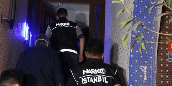 İstanbul'da uyuşturucu operasyonu: 22 adres arandı