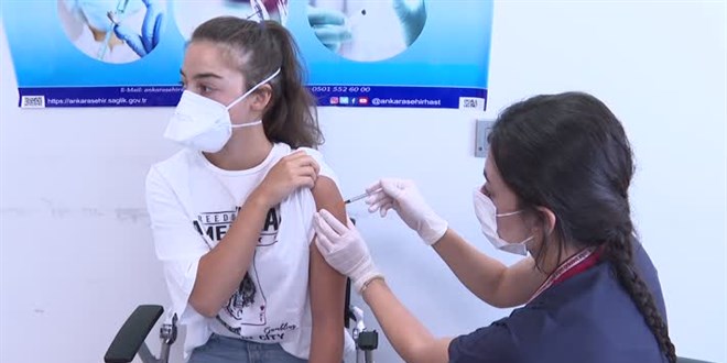 15 yaş ve üstündekilerin aşılanması başladı