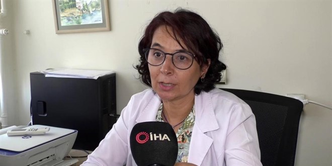 Bilim Kurulu Üyesinden aşı karşıtı doktorlara: Şarlatanlar