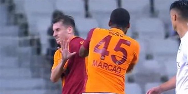 Galatasarayl� futbolcu Marcao'nun cezas� belli oldu