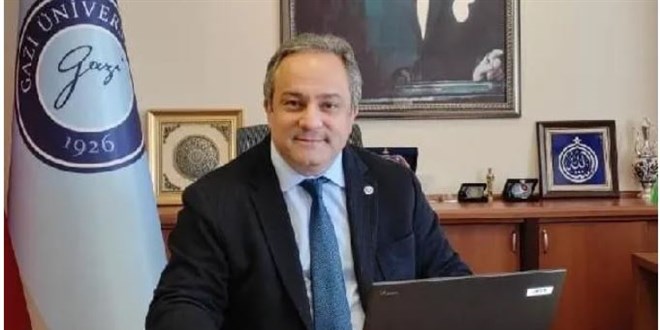 'PCR testinde burnunuz, boğazınız acıyor ben olsam aşı olurdum'