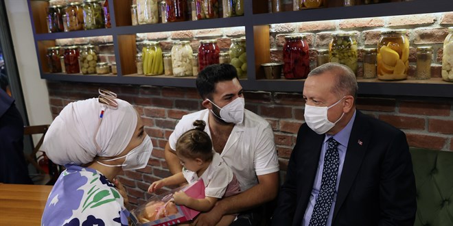 Cumhurbakan Erdoan, stanbul'da bir restorana urad
