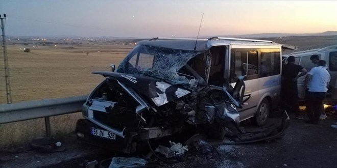 Ankara'da zincirleme trafik kazası: 22 yaralı