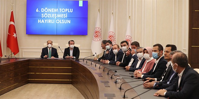 Memur Sen'den 42 maddelik sözleşme açıklaması