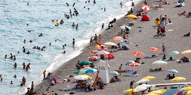 'Turizmin başkenti' Antalya'ya gelen turist sayısı 5 milyona yaklaştı