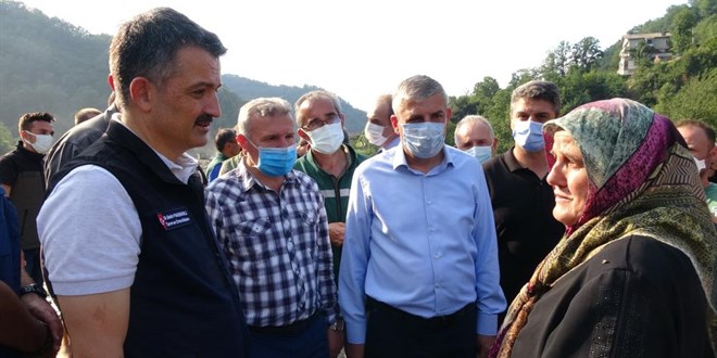 Selzededen Bakan Pakdemirli'ye: Bize bir sizden fayda var, onlar hep yalan konu�uyor