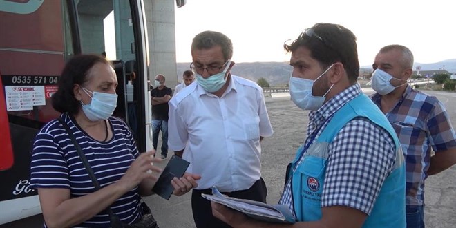 Korona hastası kadını otobüse alan şoförün bahanesi pes dedirtti