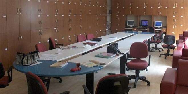 Yüksek lisanslı öğretmenlerin ek ders ücretlerinde 2 puanlık artış