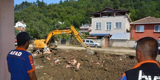 Sele kapılan 13 yaşındaki Rabia Aydemir, 14 gündür aranıyor