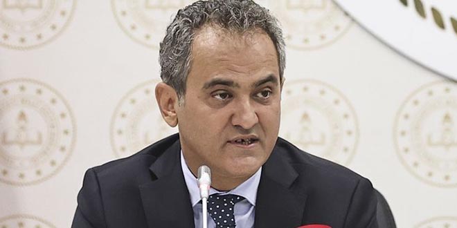 Bakan Özer: Birinci önceliğimiz okulları açık tutmak