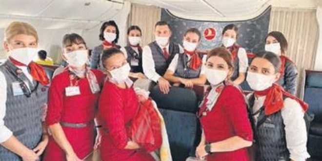 THY uçağında doğum